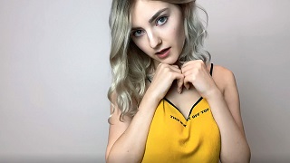 Eva Elfie Craving Blonde